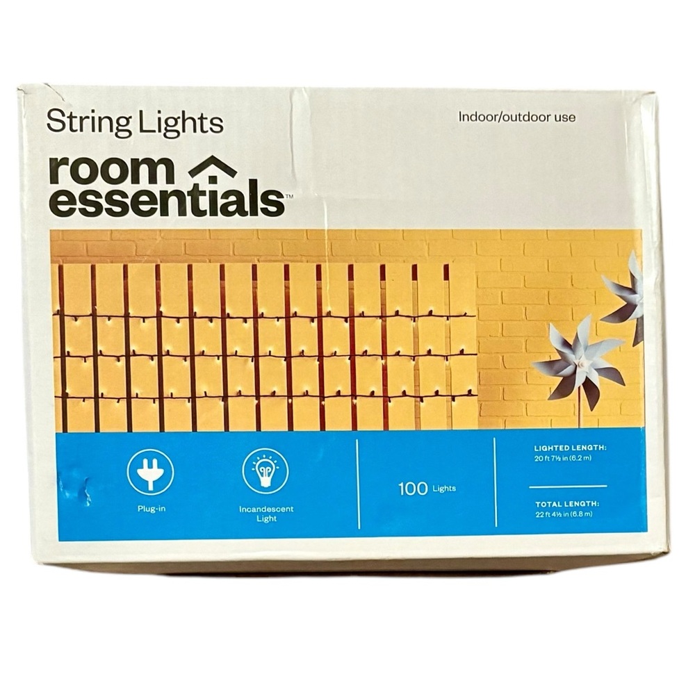 🛍️ Room Essentials Indoor/Outdoor String Lights 100 Count Plug-In Incandescent